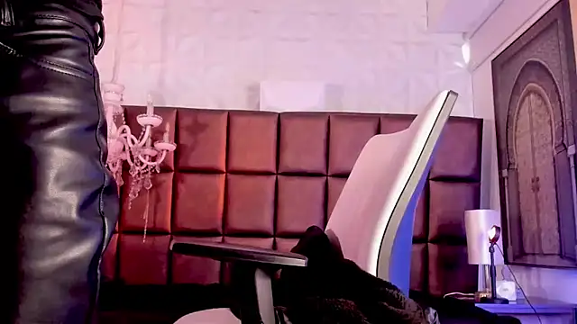 Snapshot of AndyPalmer_ chatting on 12, 3, 2025 AndyPalmer online show from 12, 3, 2025