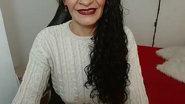 AlexandraJones  online show from 14, 2, 2025