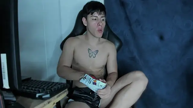 krizia7 online show from 15, 3, 2025