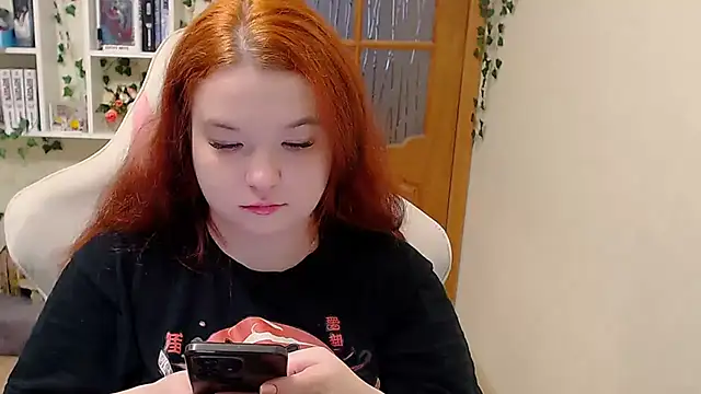 Snapshot of HaleyRoute chatting on 7, 10, 2025 HaleyRoute online show from 7, 10, 2025