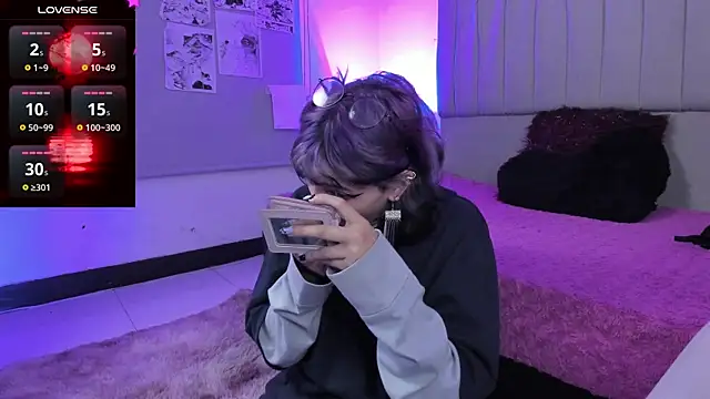 SukiFuyu  online show from 9, 1, 2025