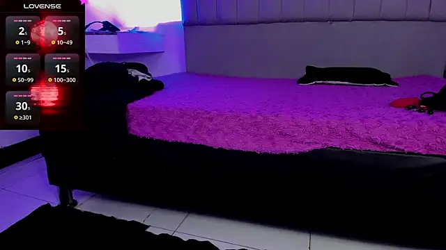 SukiFuyu  online show from 29, 1, 2025