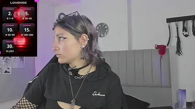 SukiFuyu  online show from 6, 3, 2025