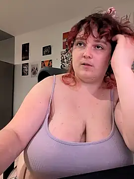 Snapshot of LadyRochester chatting on 7, 7, 2026 LadyRochester online show from 7, 7, 2026