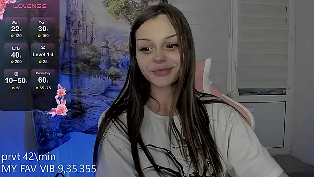 Snapshot of shy_melony chatting on 4, 11, 2025 shy melony online show from 4, 11, 2025