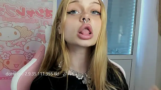 Snapshot of shy_melony chatting on 3, 5, 2026 shy melony online show from 3, 5, 2026