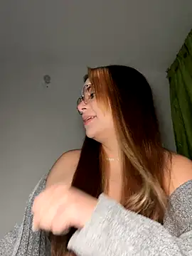 Snapshot of NatyOlson chatting on 8, 10, 2025 NatyOlson online show from 8, 10, 2025