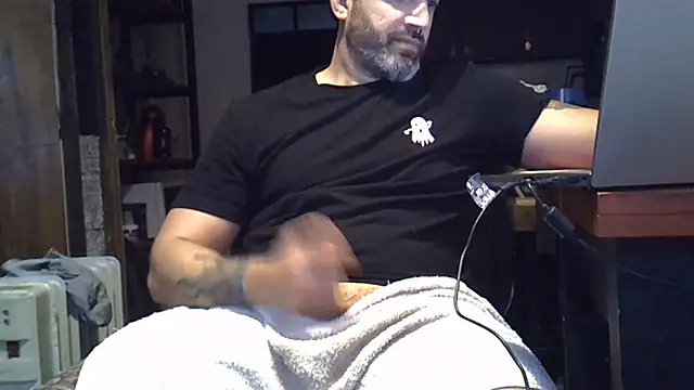 ozzypsico13 online show from 11, 7, 2026