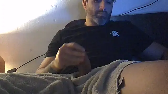 ozzypsico13 online show from 13, 7, 2026
