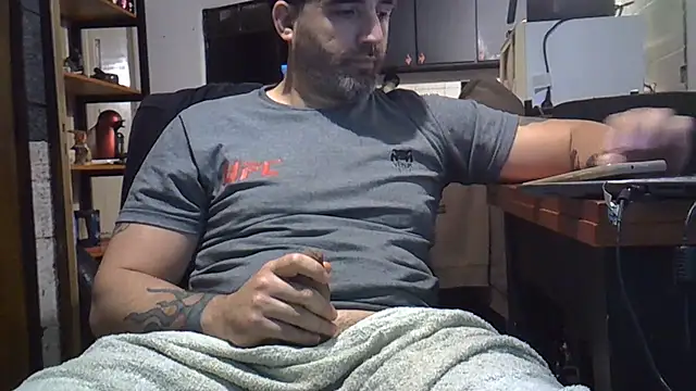 ozzypsico13 online show from 28, 7, 2026