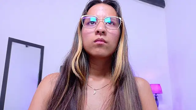 Snapshot of Skinny_hottie18 chatting on 6, 2, 2025 Skinny hottie18 online show from 6, 2, 2025