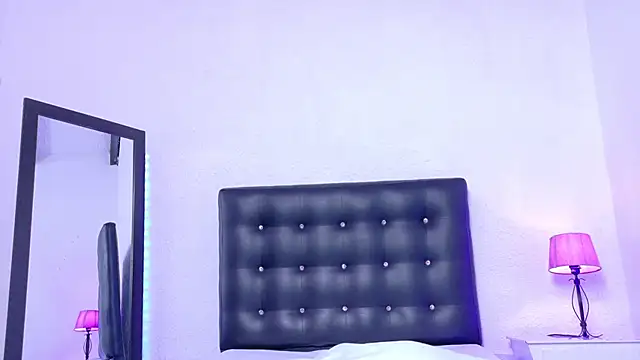 Snapshot of Skinny_hottie18 chatting on 16, 9, 2025 Skinny hottie18 online show from 16, 9, 2025