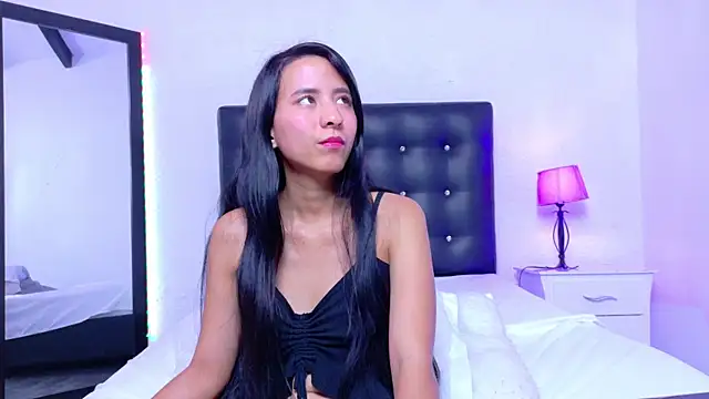 Snapshot of Skinny_hottie18 chatting on 23, 9, 2025 Skinny hottie18 online show from 23, 9, 2025