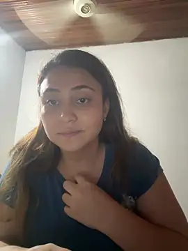 Snapshot of dulce_santamaria chatting on 7, 3, 2025 dulce santamaria online show from 7, 3, 2025