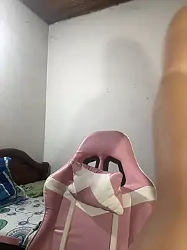 Snapshot of dulce_santamaria chatting on 15, 3, 2025 dulce santamaria online show from 15, 3, 2025