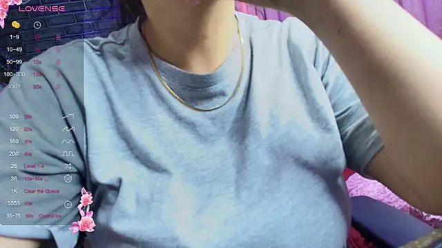 loren tits24 online show from 17, 12, 2025