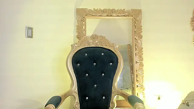 Ari sunshine  online show from 11, 9, 2025