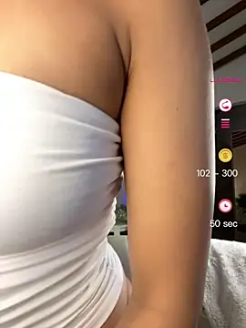 Snapshot of __Alisson_ chatting on 2, 5, 2026 Alisson online show from 2, 5, 2026