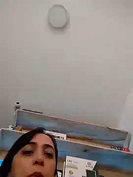 Snapshot of natalie_cowens chatting on 2, 2, 2025 natalie cowens online show from 2, 2, 2025