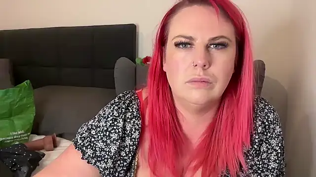 Snapshot of redxxxvixen chatting on 27, 2, 2025 redxxxvixen online show from 27, 2, 2025