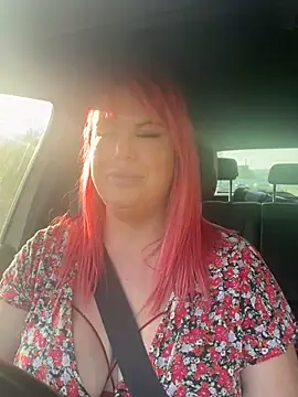Snapshot of redxxxvixen chatting on 5, 3, 2025 redxxxvixen online show from 5, 3, 2025