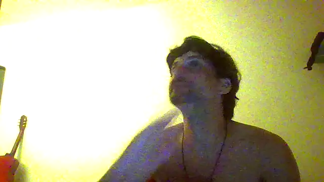 Snapshot of couplemilk chatting on 10, 4, 2026 couplemilk online show from 10, 4, 2026