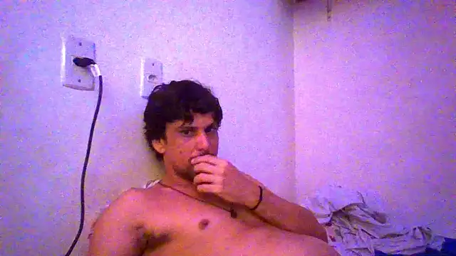 Snapshot of couplemilk chatting on 27, 4, 2026 couplemilk online show from 27, 4, 2026