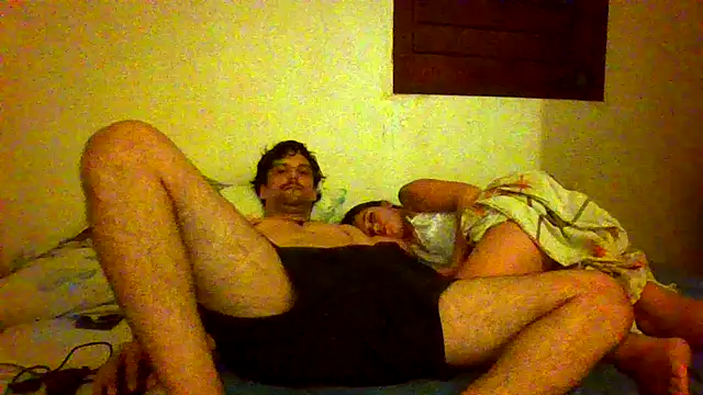 Snapshot of couplemilk chatting on 1, 5, 2026 couplemilk online show from 1, 5, 2026