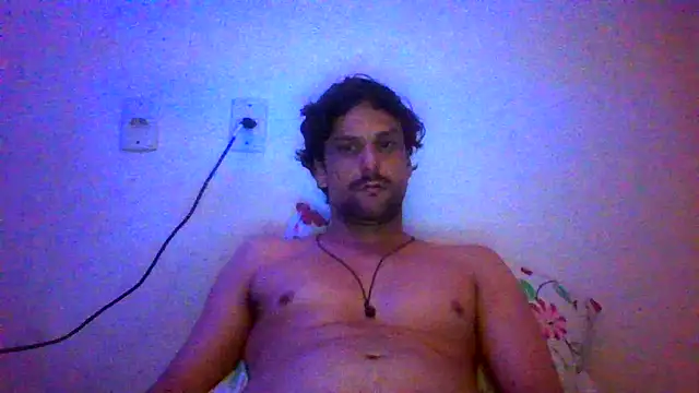 Snapshot of couplemilk chatting on 4, 5, 2026 couplemilk online show from 4, 5, 2026