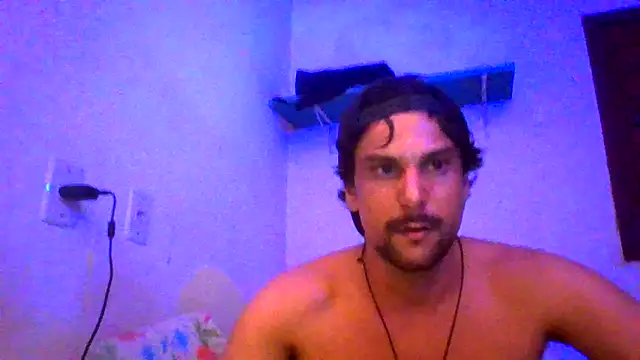 Snapshot of couplemilk chatting on 5, 5, 2026 couplemilk online show from 5, 5, 2026
