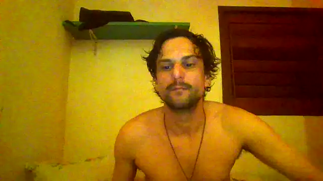 Snapshot of couplemilk chatting on 10, 6, 2026 couplemilk online show from 10, 6, 2026