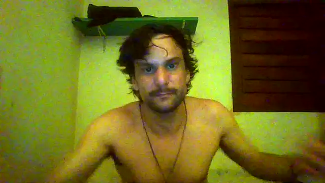 Snapshot of couplemilk chatting on 13, 6, 2026 couplemilk online show from 13, 6, 2026