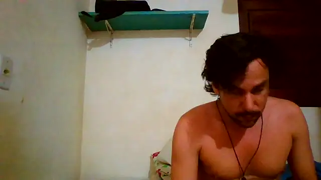 Snapshot of couplemilk chatting on 20, 6, 2026 couplemilk online show from 20, 6, 2026