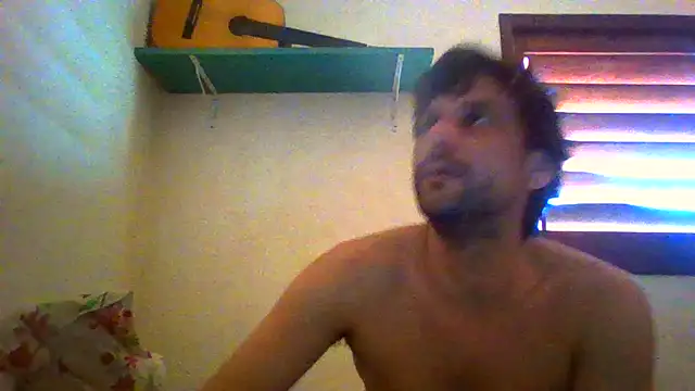 Snapshot of couplemilk chatting on 26, 6, 2026 couplemilk online show from 26, 6, 2026