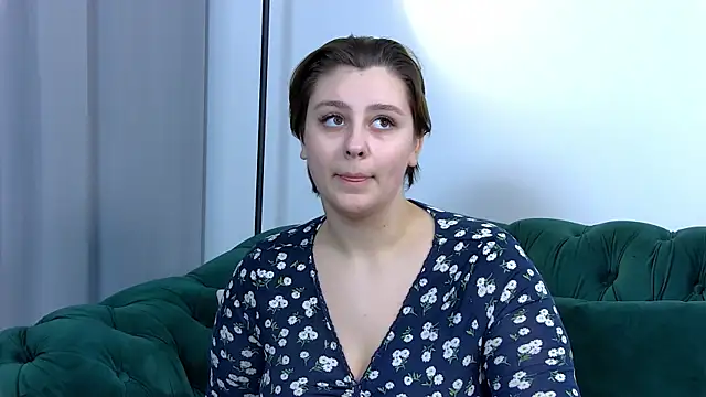 Snapshot of MaryMurray chatting on 9, 2, 2025 MaryMurray online show from 9, 2, 2025