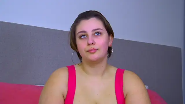 Snapshot of MaryMurray chatting on 12, 3, 2025 MaryMurray online show from 12, 3, 2025