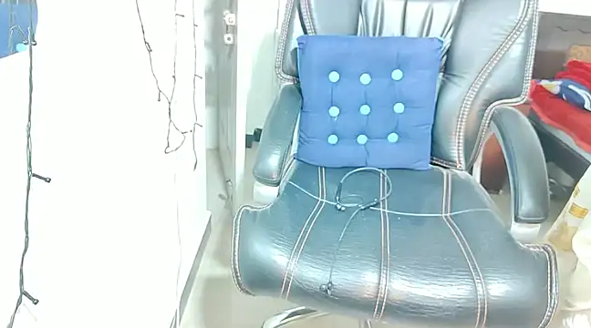 Snapshot of Anjali_cute-Pondati chatting on 28, 2, 2025 Anjali cute-Pondati online show from 28, 2, 2025