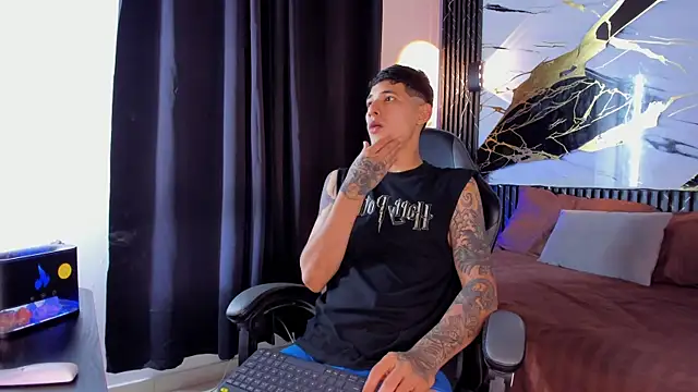 kyle smithxx online show from 23, 12, 2025