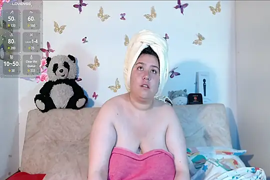 Snapshot of LennaTurnerr chatting on 11, 2, 2026 LennaTurnerr online show from 11, 2, 2026