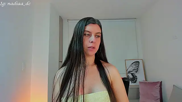 Snapshot of Nadiaa_ chatting on 17, 1, 2025 Nadiaa online show from 17, 1, 2025