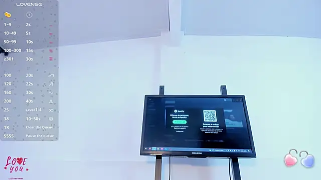 Snapshot of Vahiolet_smith chatting on 14, 11, 2025 Vahiolet smith online show from 14, 11, 2025