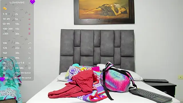Snapshot of Vahiolet_smith chatting on 22, 7, 2026 Vahiolet smith online show from 22, 7, 2026