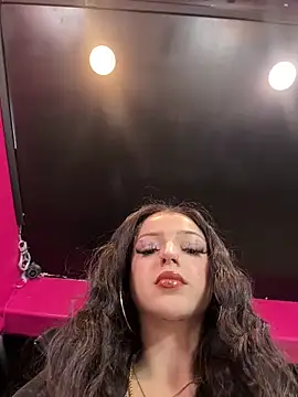 exoticmisfitt online show from 16, 3, 2026