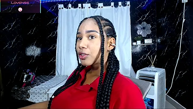 Snapshot of Hillary_queen chatting on 10, 10, 2025 Hillary queen online show from 10, 10, 2025