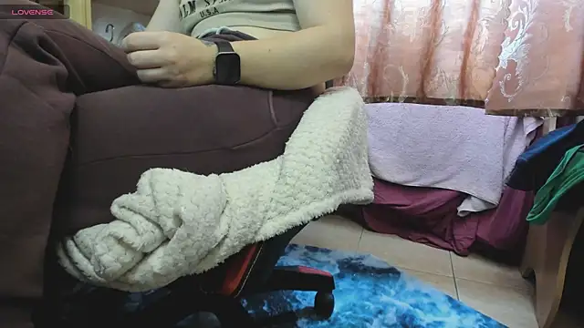 Snapshot of Queen_Sport chatting on 31, 10, 2025 Queen Sport online show from 31, 10, 2025