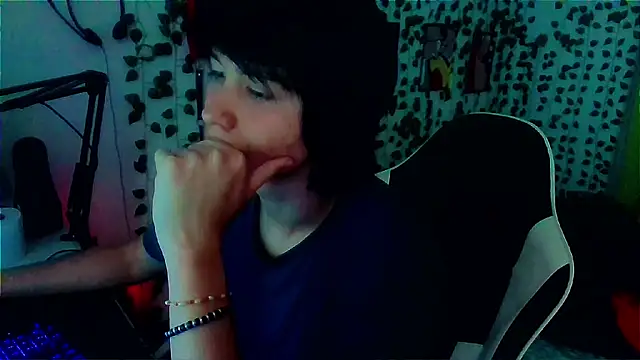 Andy gray online show from 18, 4, 2026