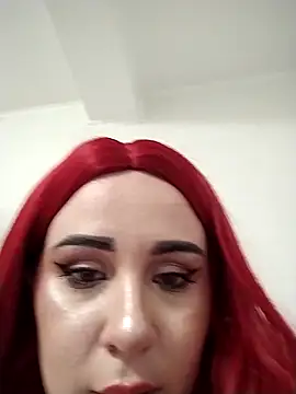 AdelinaJude online show from 18, 4, 2026