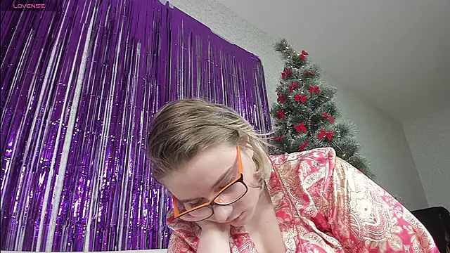 Snapshot of Seductive_She_Wolf chatting on 14, 1, 2025 Seductive She Wolf online show from 14, 1, 2025