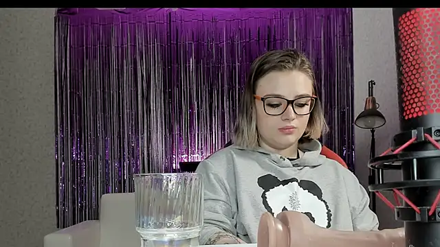 Snapshot of Seductive_She_Wolf chatting on 12, 2, 2025 Seductive She Wolf online show from 12, 2, 2025