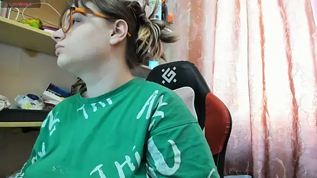 Seductive She Wolf online show from 14, 3, 2026